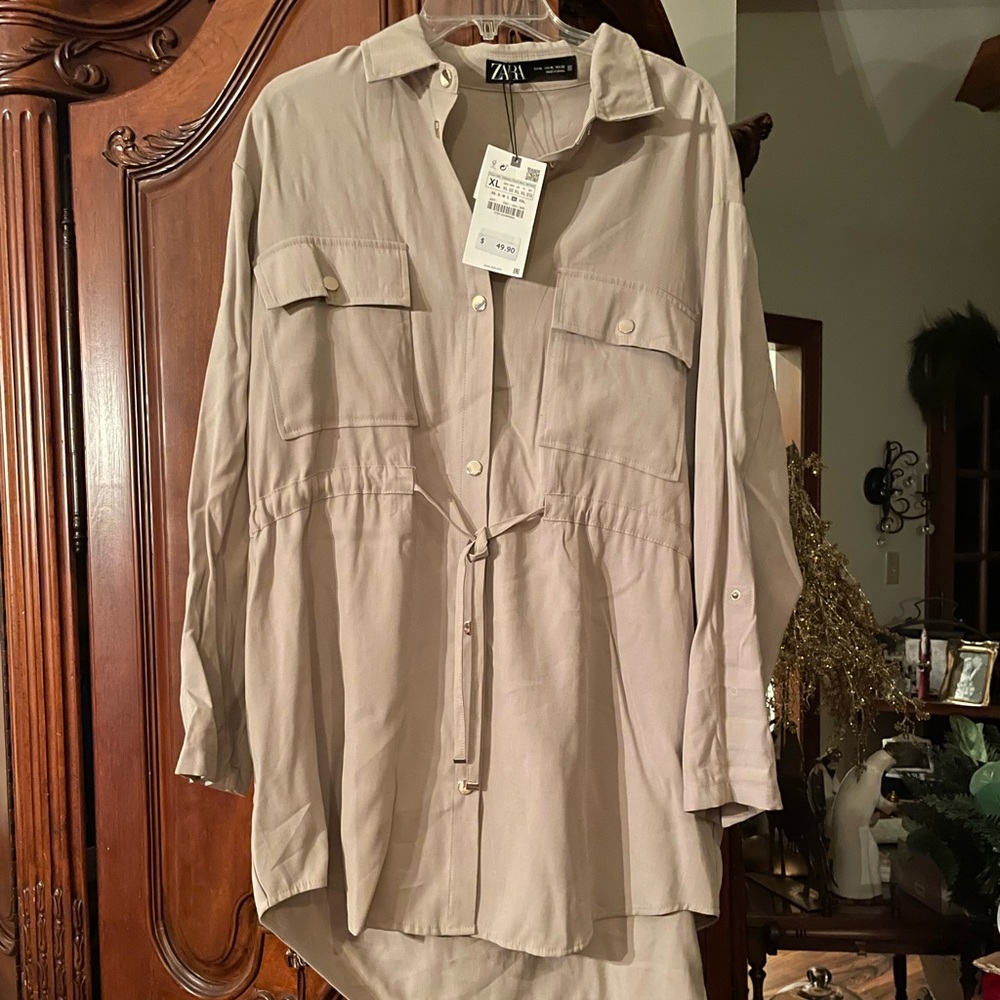 Zara tan dress with pockets